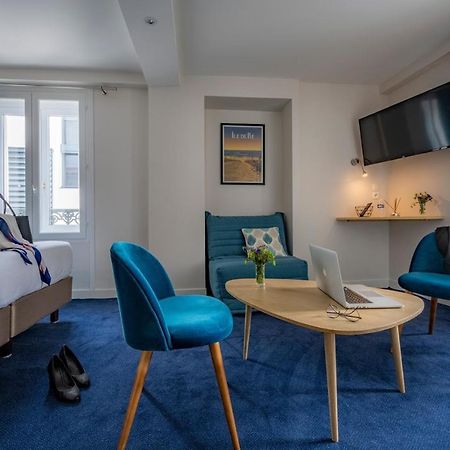 Un Hotel Sur Le Port Ла-Рошель Экстерьер фото